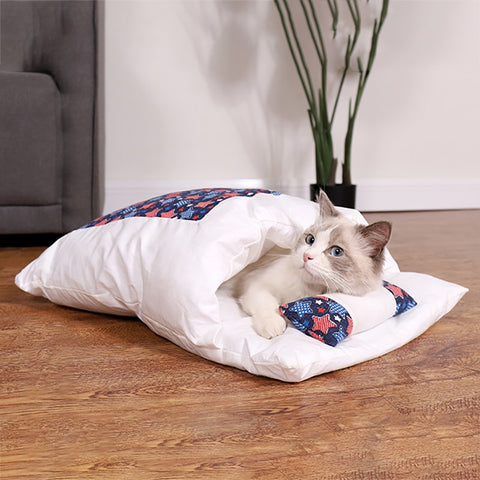 Image of Movable Winter Warm Pet Bed